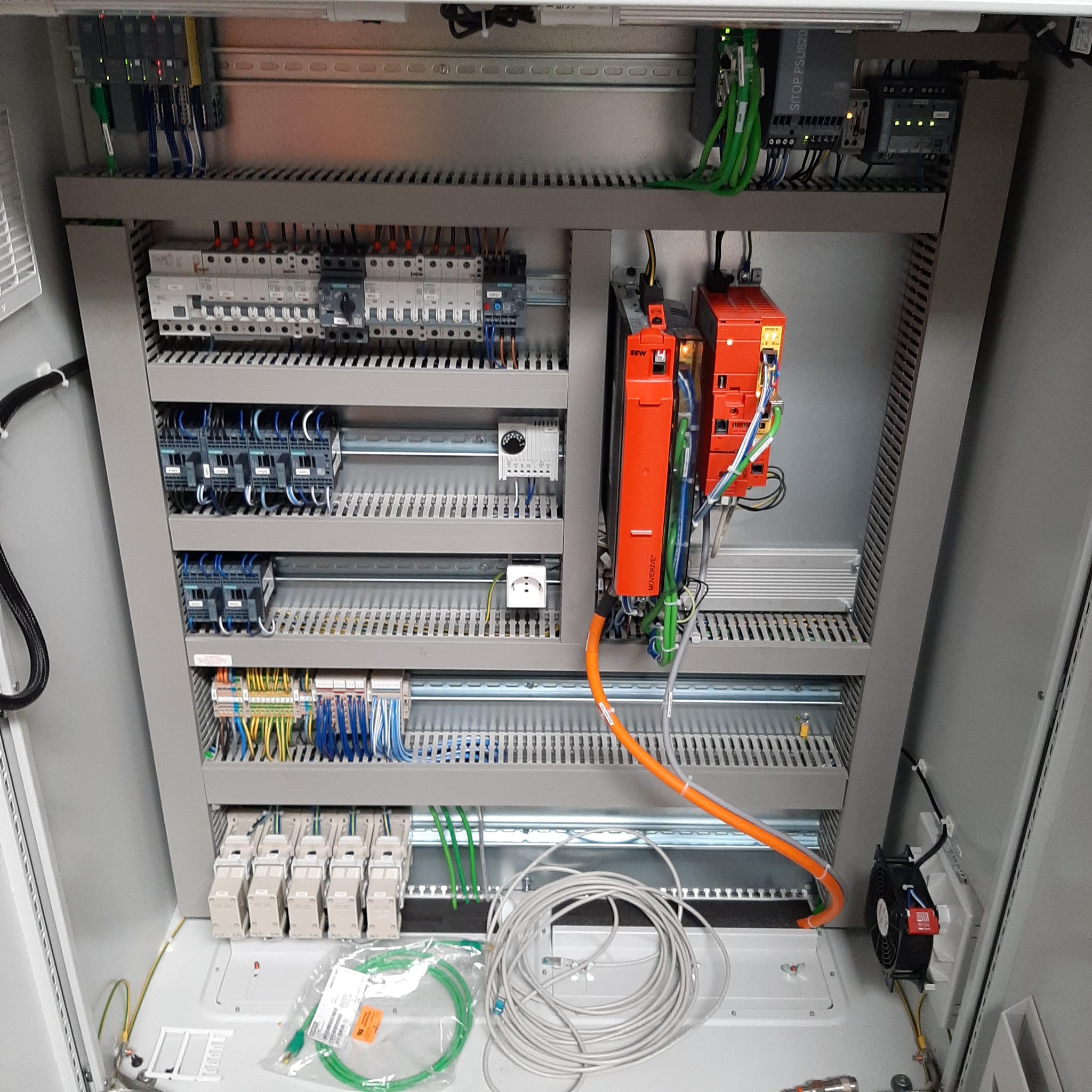 montare demontare utilaje industriale