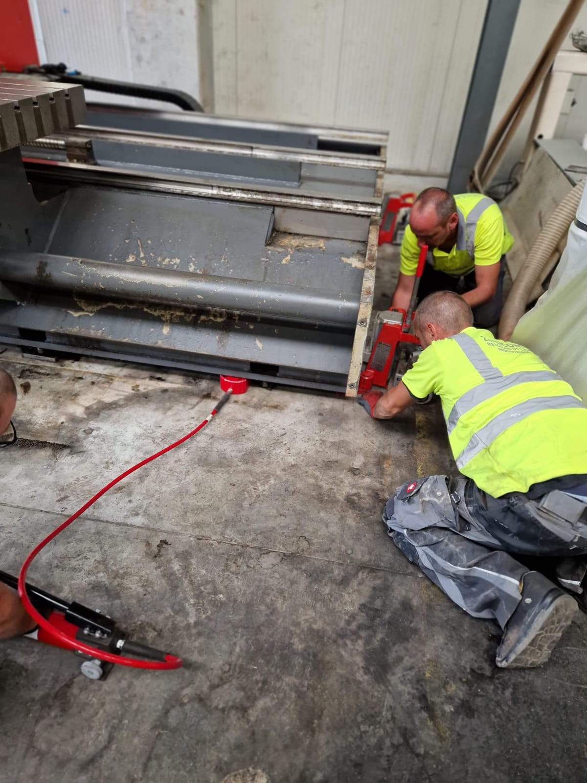 relocare utilaje industriale