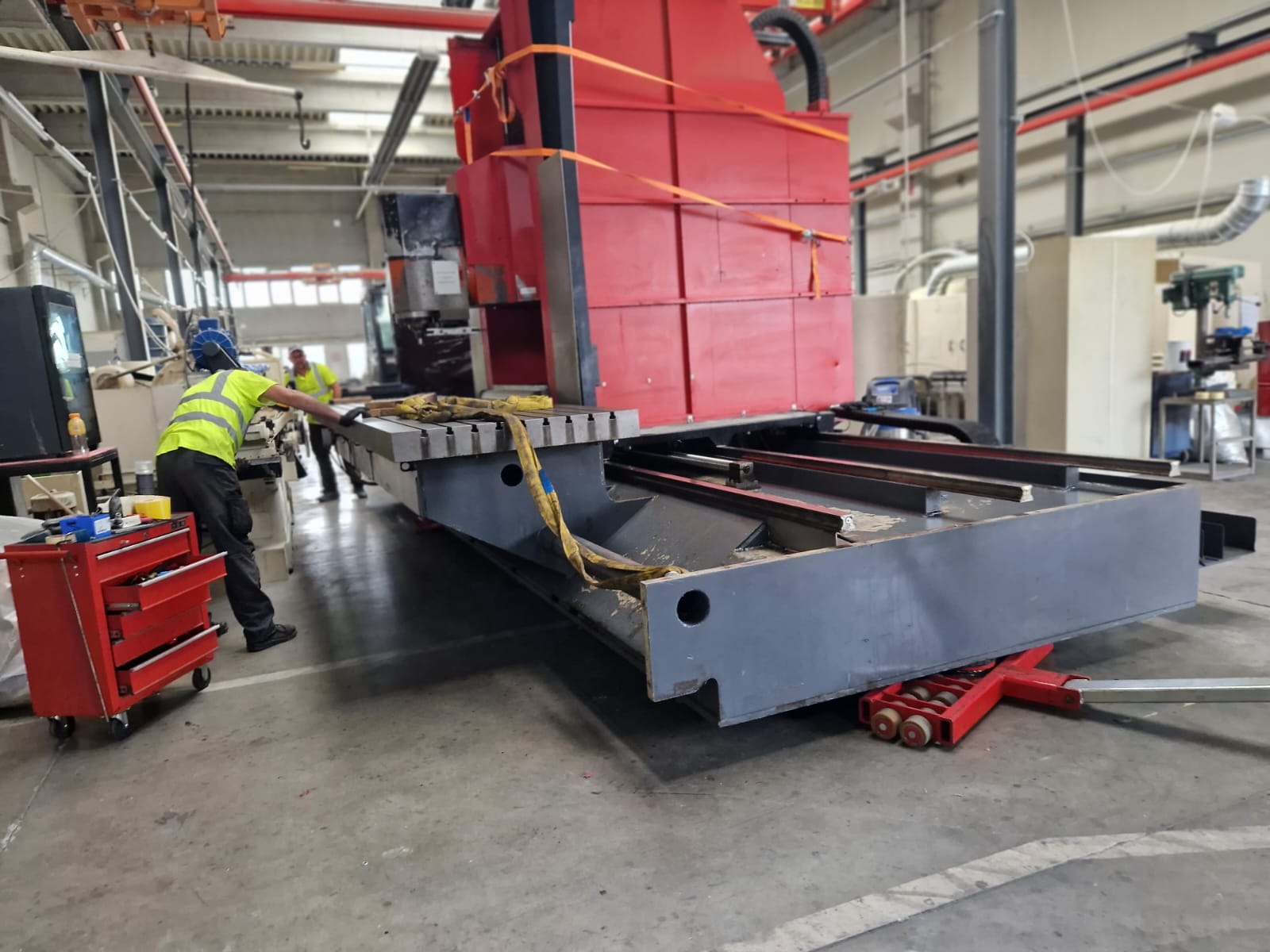 relocare utilaje industriale